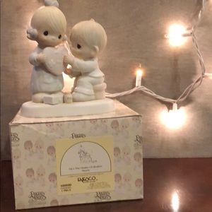 Precious moments He’s the healer of broken hearts.